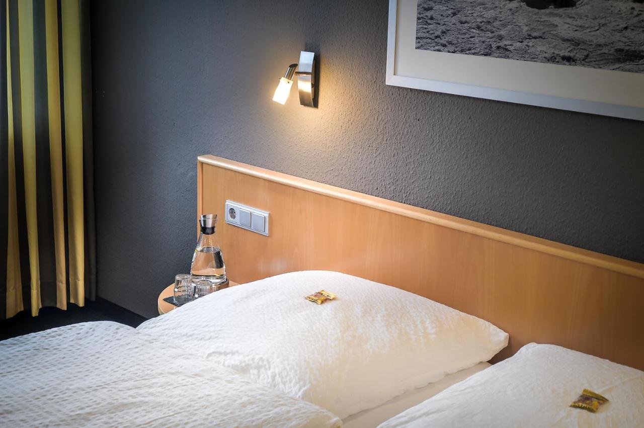 Hotel Mautner Airport Und Messehotel Stuttgart Extérieur photo